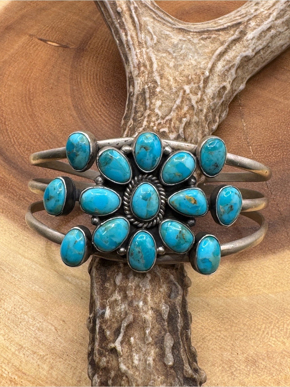 Handcrafted Kingman Turquoise Cluster Cuff Bracelet - Women Jewelry